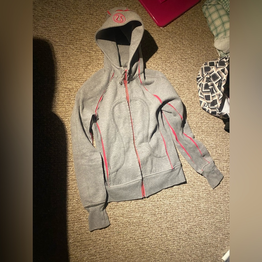 size 4 limited edition lululemon zip up!